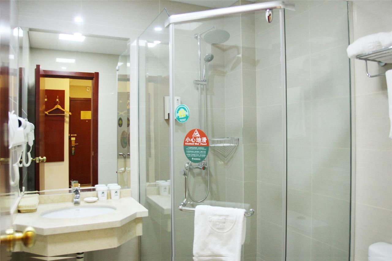 Greentree Inn Henan Qinyang Middle Huaifu Road Express Hotel Exteriör bild