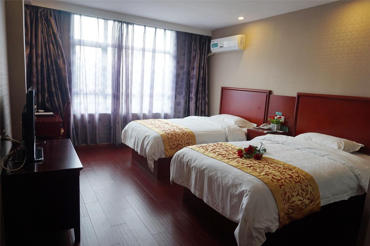 Greentree Inn Henan Qinyang Middle Huaifu Road Express Hotel Exteriör bild