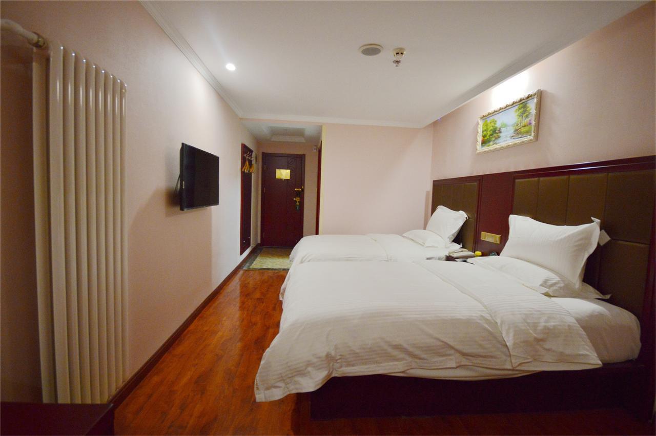 Greentree Inn Henan Qinyang Middle Huaifu Road Express Hotel Exteriör bild